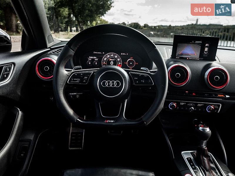 Седан Audi RS3 2017 в Киеве