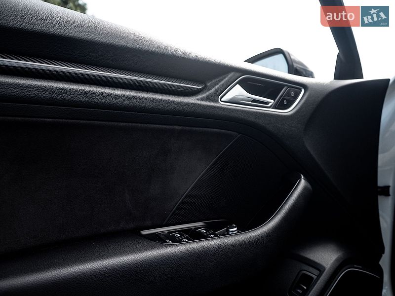 Седан Audi RS3 2017 в Киеве