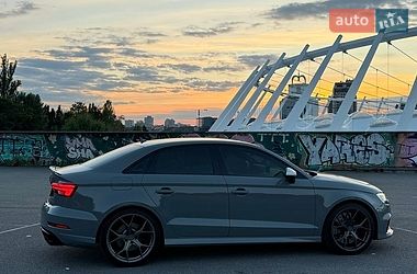 Седан Audi RS3 2018 в Києві