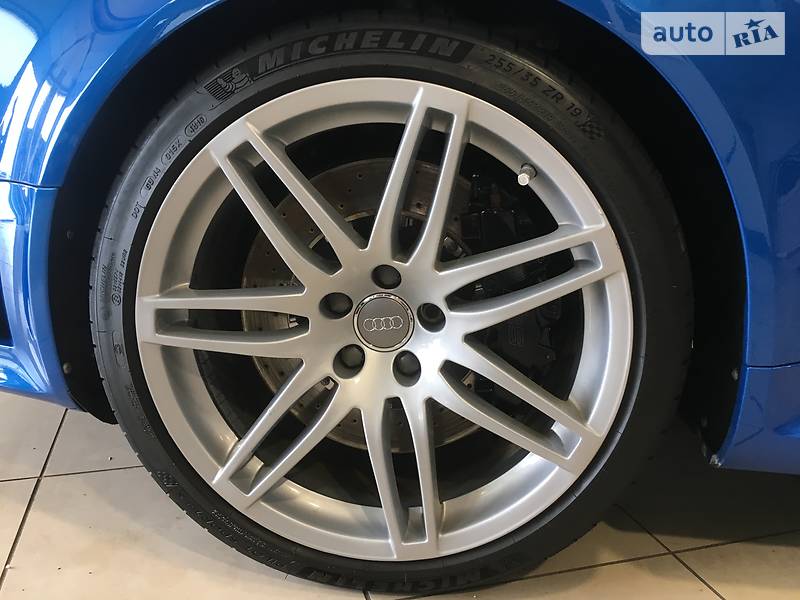 Седан Audi RS4 2006 в Києві