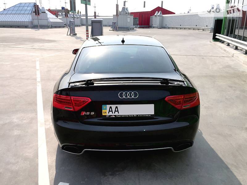 Купе Audi RS5 2013 в Киеве фото 12 Купе Audi RS5 2013 в Киеве