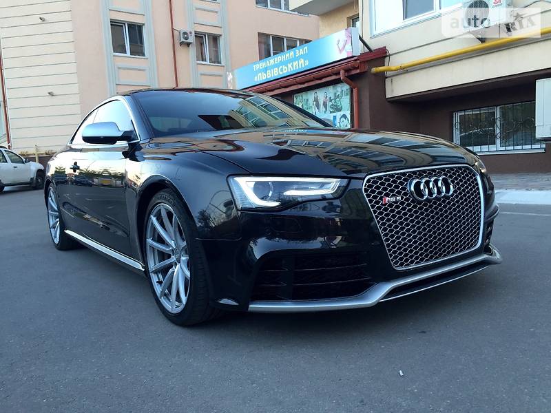 Купе Audi RS5 2013 в Киеве фото Купе Audi RS5 2013 в Киеве