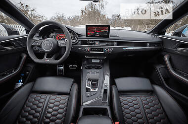 Седан Audi RS5 2019 в Киеве