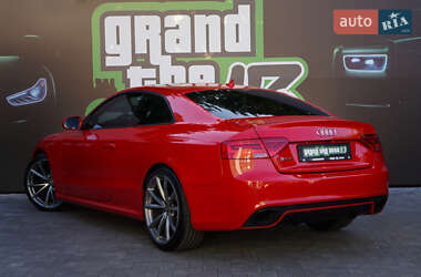 Купе Audi RS5 2011 в 