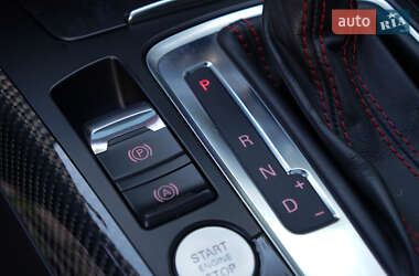 Купе Audi RS5 2011 в 