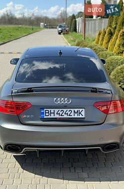 Купе Audi RS5 2015 в 