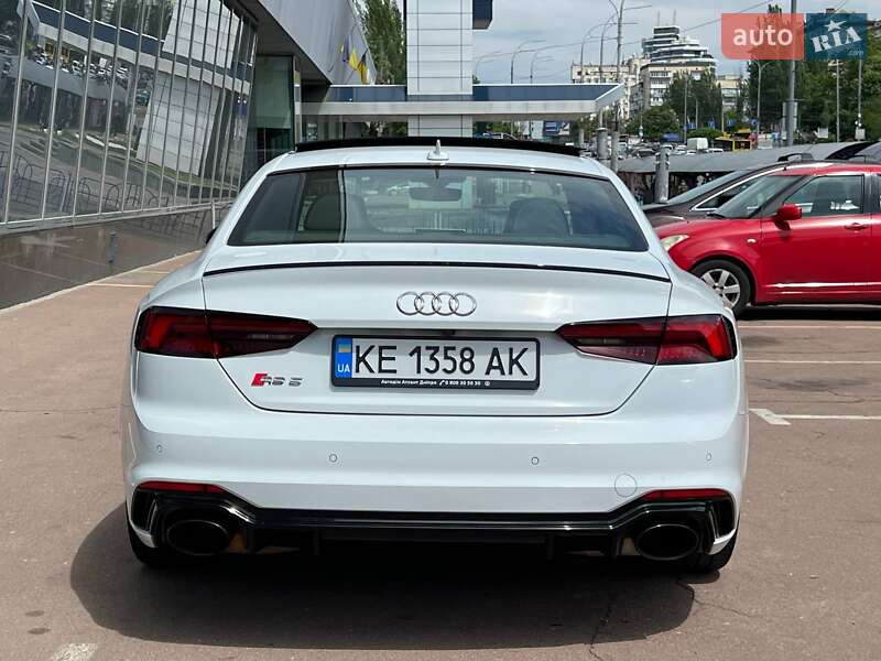Купе Audi RS5 2019 в Киеве