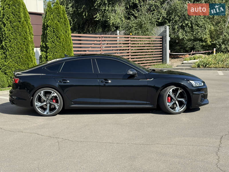 Купе Audi RS5 2019 в Днепре
