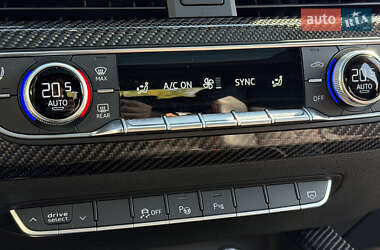 Купе Audi RS5 2021 в 