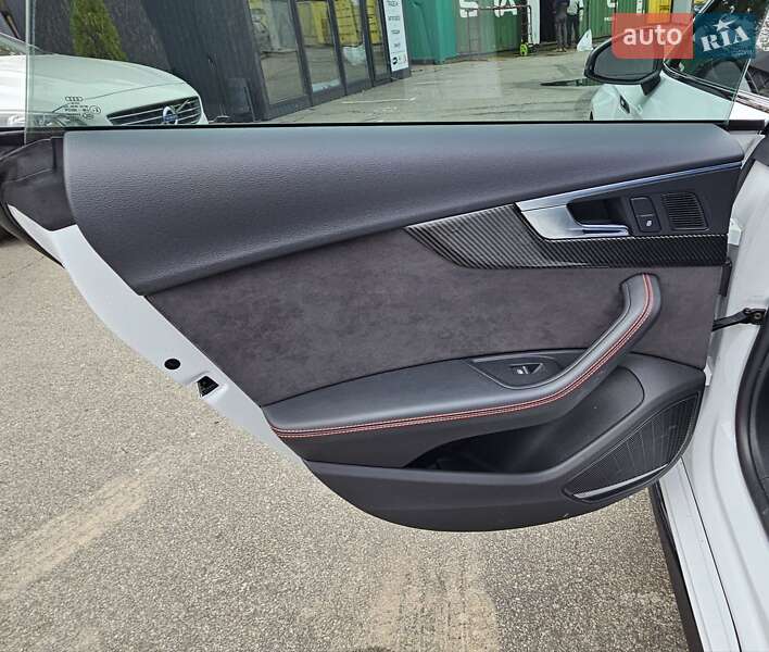 Купе Audi RS5 2019 в Киеве