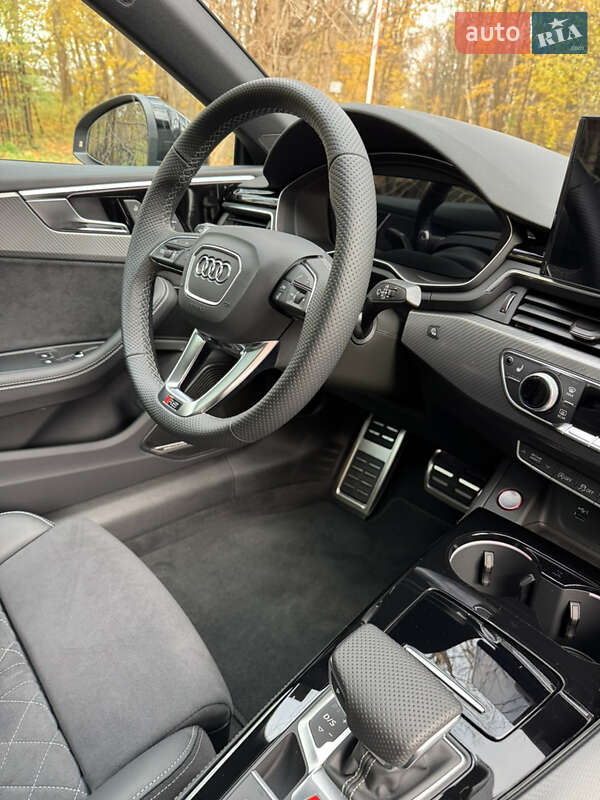 Купе Audi RS5 2023 в Киеве