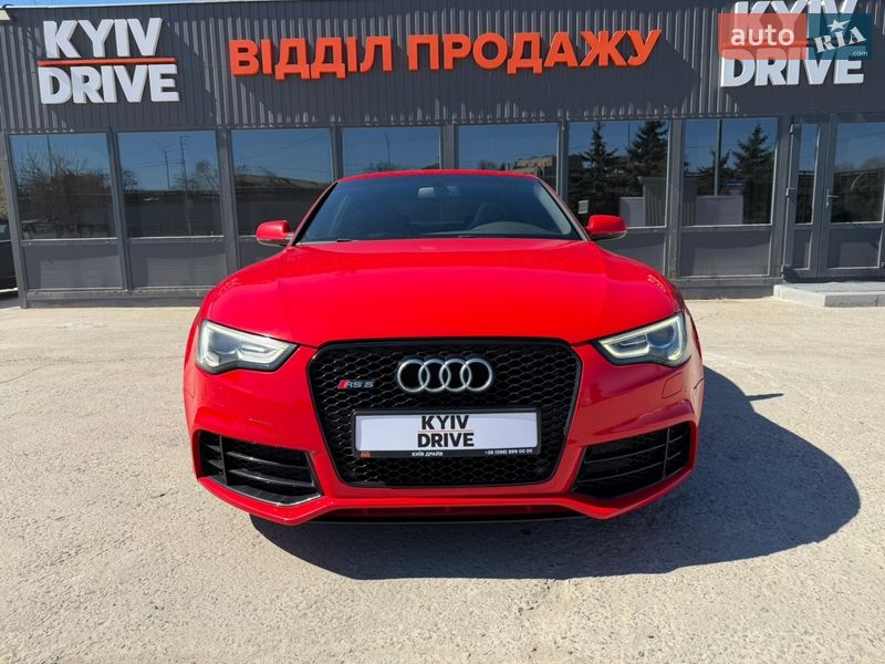Купе Audi RS5 2011 в Киеве