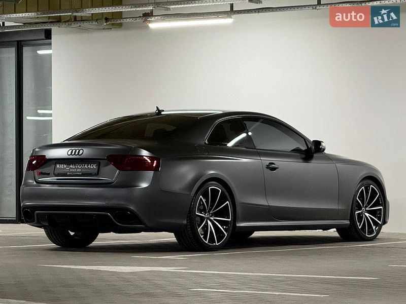 Купе Audi RS5 2015 в Киеве