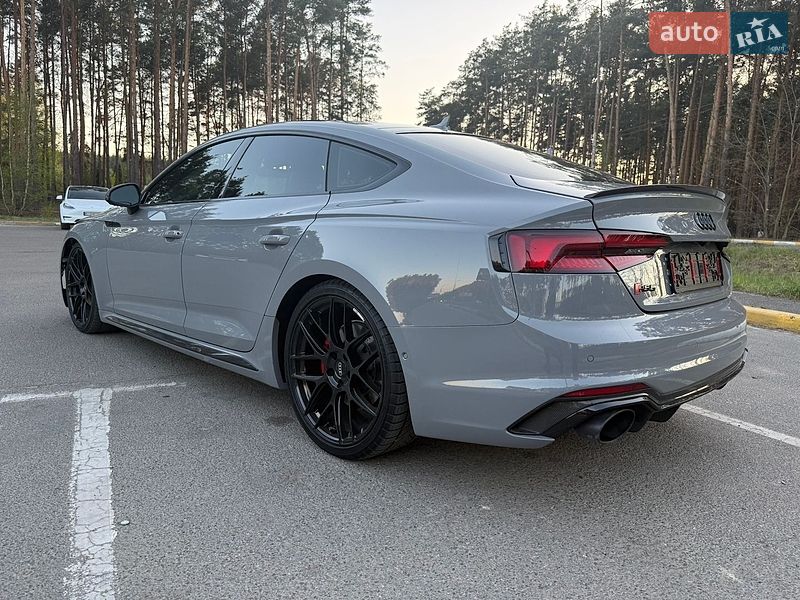 Купе Audi RS5 2018 в Киеве
