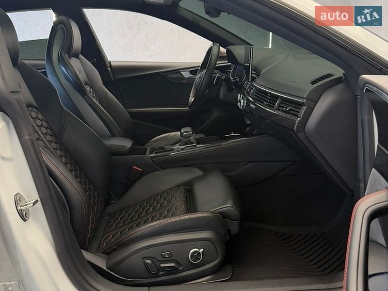 Купе Audi RS5 2021 в Одесі