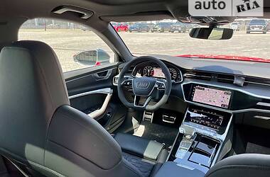 Универсал Audi RS6 2021 в 