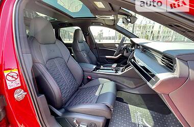 Универсал Audi RS6 2021 в 
