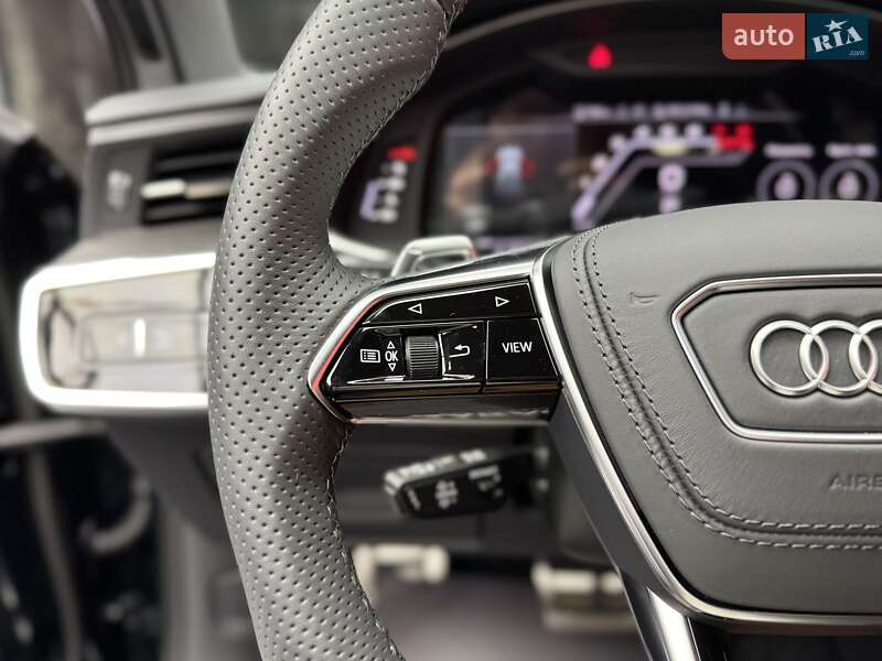 Универсал Audi RS6 2025 в Киеве
