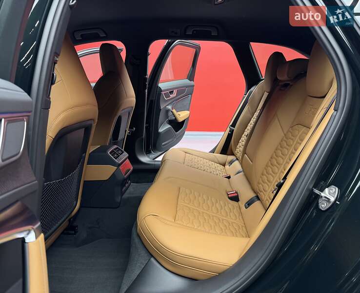 Универсал Audi RS6 2025 в Киеве