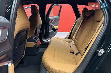 Универсал Audi RS6 2025 в 