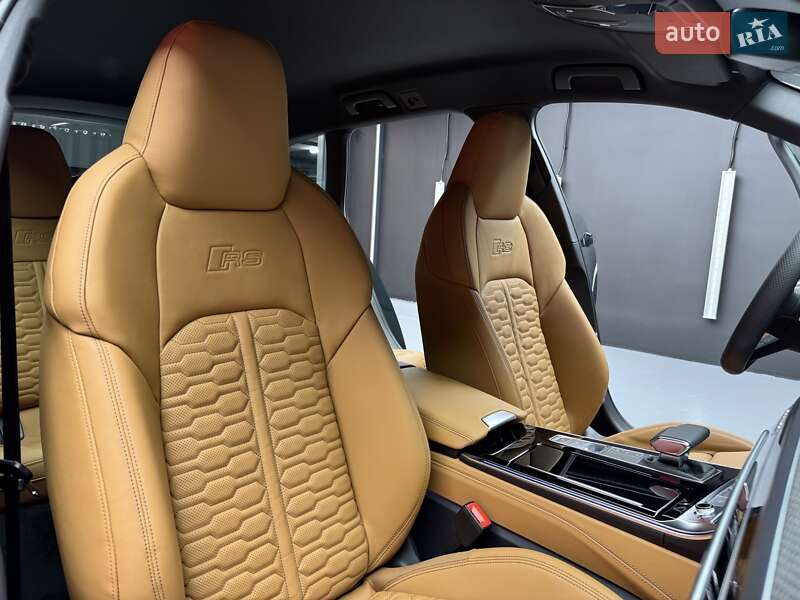 Универсал Audi RS6 2025 в Киеве