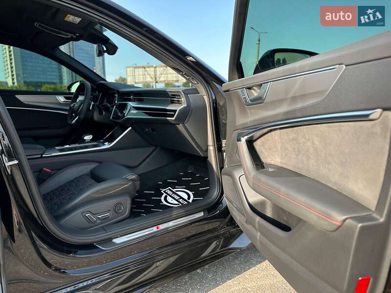 Универсал Audi RS6 2024 в Киеве