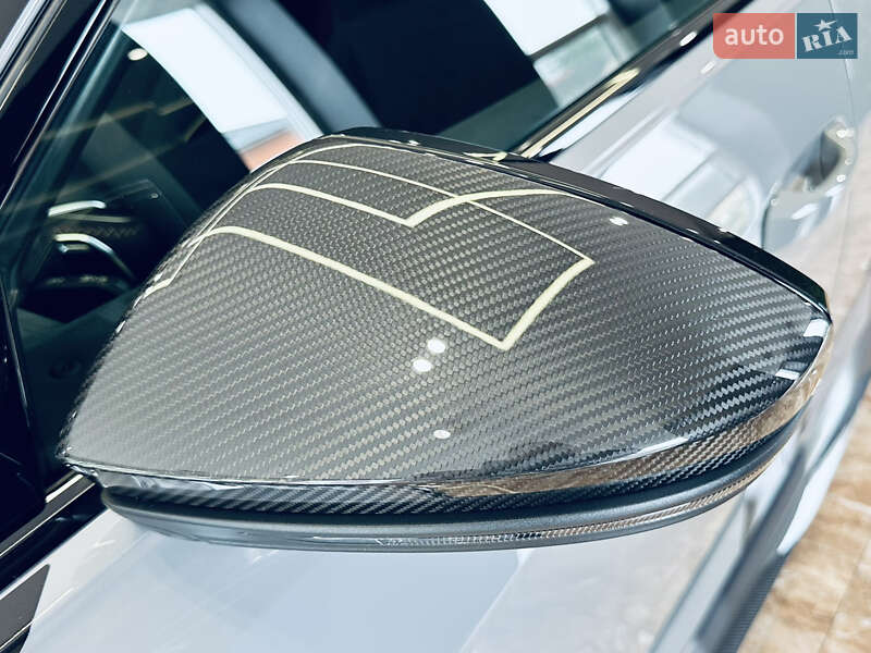 Универсал Audi RS6 2024 в Киеве