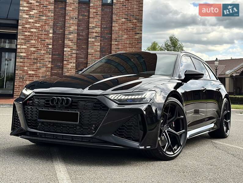 Универсал Audi RS6 2025 в 
