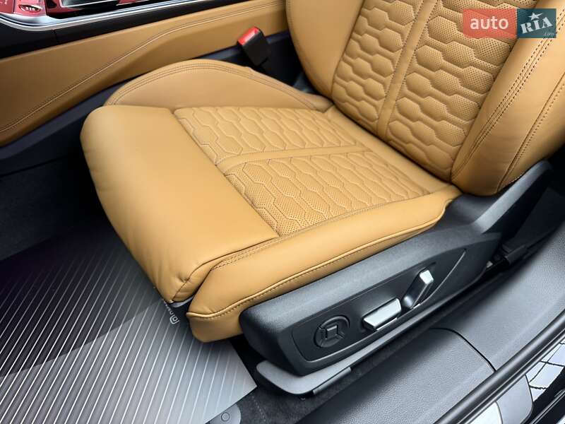 Универсал Audi RS6 2025 в Киеве фото 37 Универсал Audi RS6 2025 в Киеве