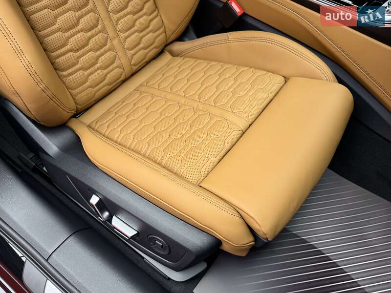 Универсал Audi RS6 2025 в Киеве фото 68 Универсал Audi RS6 2025 в Киеве