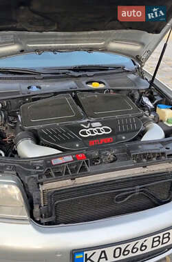 Универсал Audi RS6 2002 в 