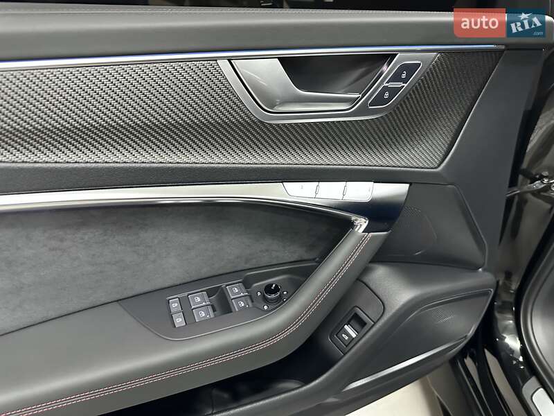 Универсал Audi RS6 2025 в Киеве