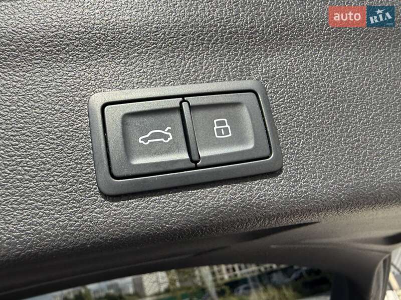 Универсал Audi RS6 2024 в Киеве