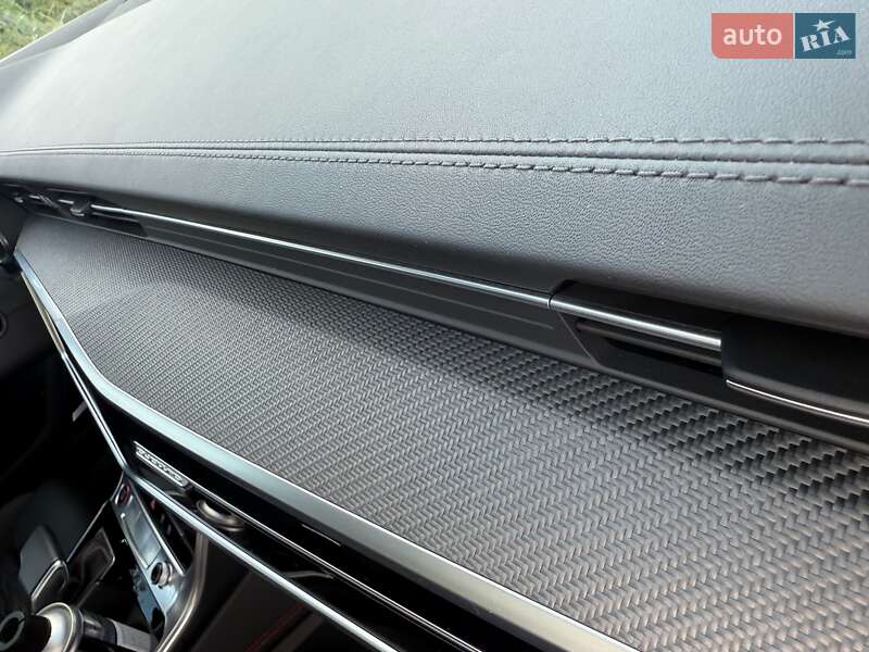 Универсал Audi RS6 2024 в Киеве