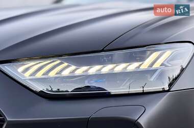 Універсал Audi RS6 2025 в 