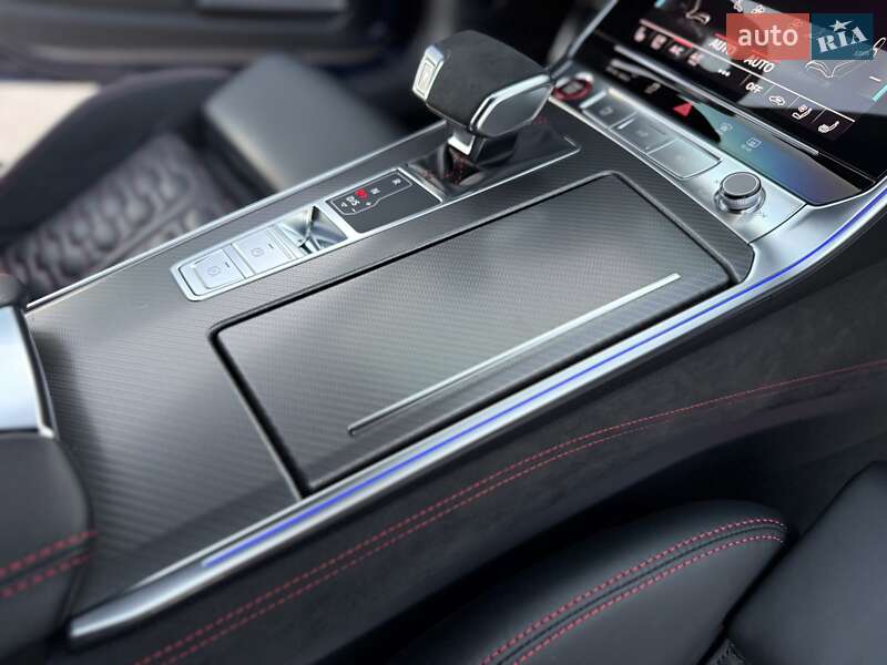 Универсал Audi RS6 2021 в Киеве