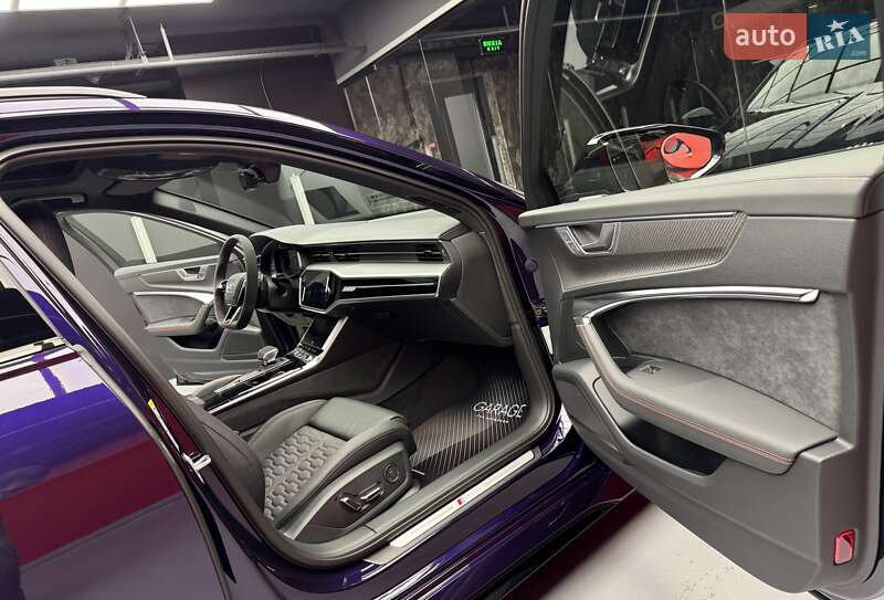 Универсал Audi RS6 2025 в Киеве