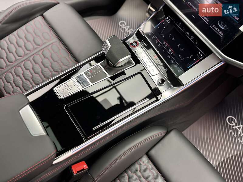 Универсал Audi RS6 2025 в Киеве