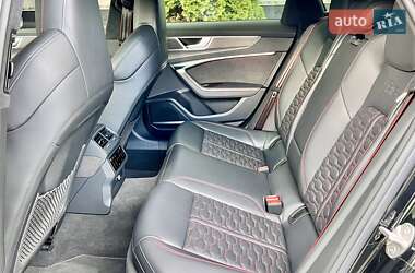 Универсал Audi RS6 2021 в 