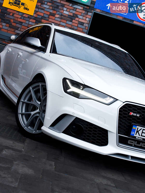 Універсал Audi RS6 2013 в Дніпрі фото 43 Універсал Audi RS6 2013 в Дніпрі