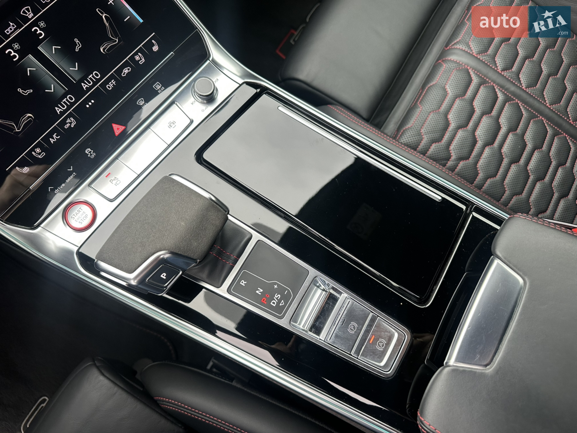 2020 Audi RS6 - мініатюра 21