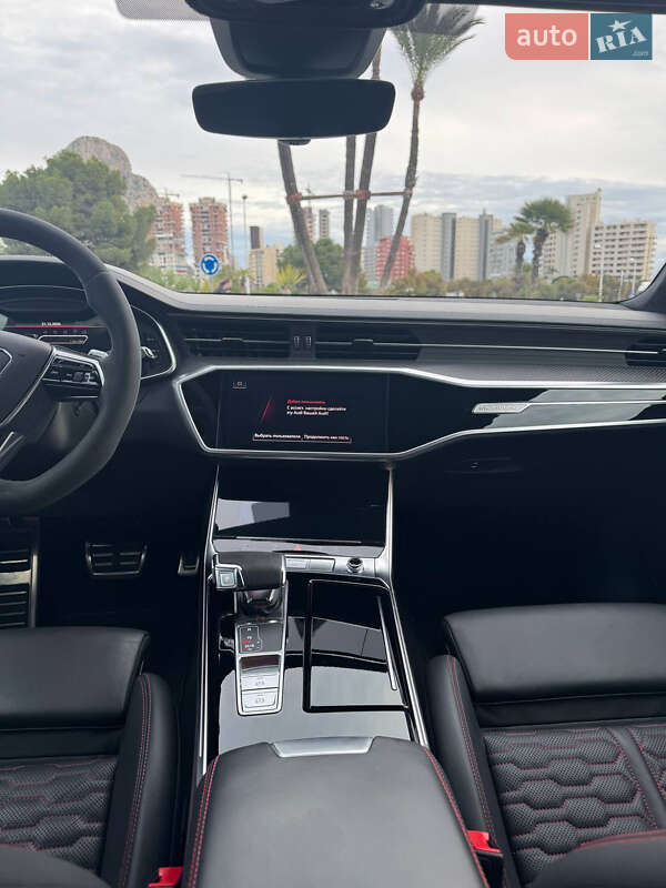Универсал Audi RS6 2021 в Киеве