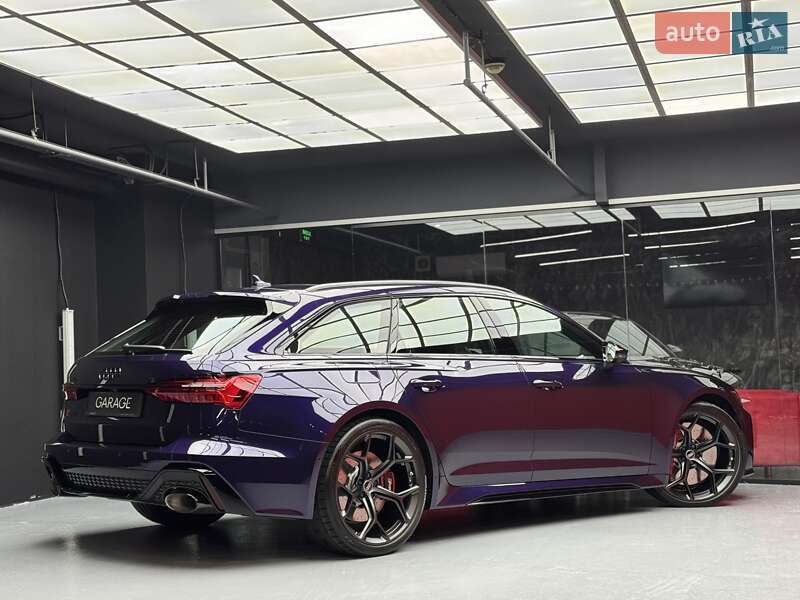 Универсал Audi RS6 2025 в Киеве