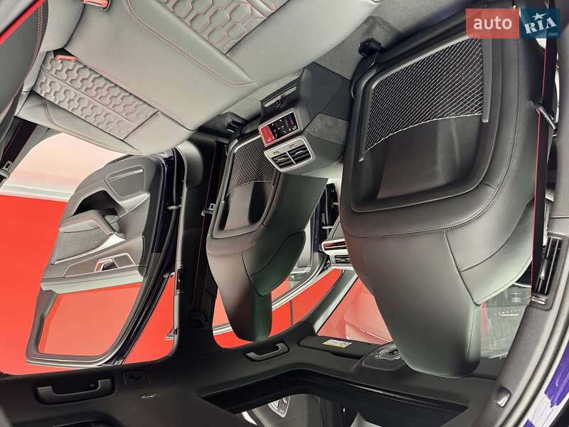 Универсал Audi RS6 2025 в Киеве