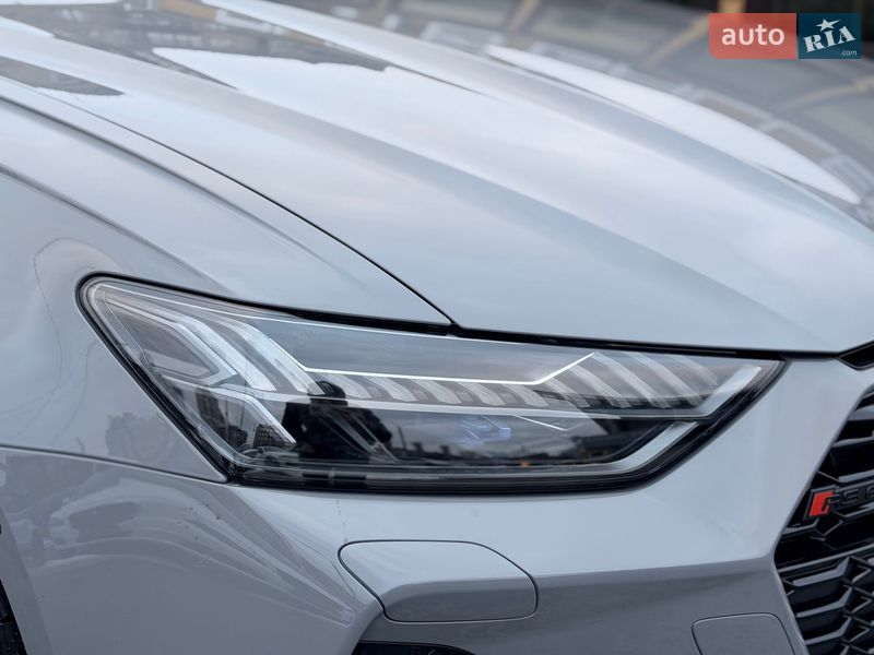 Универсал Audi RS6 2025 в Киеве