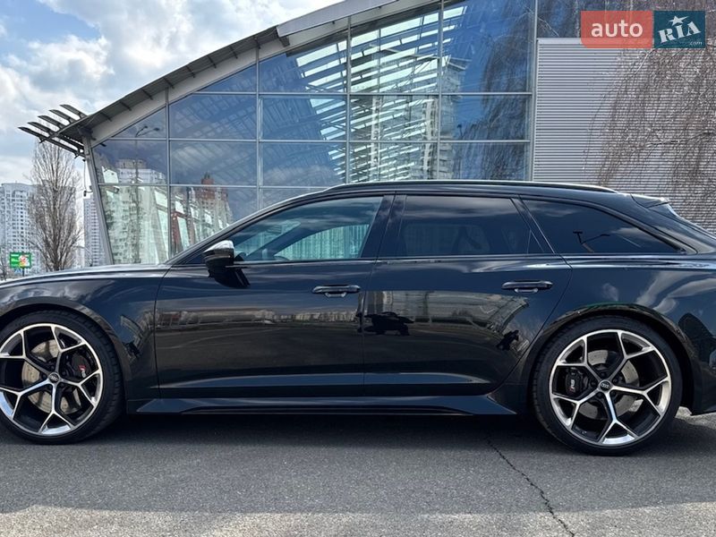 Универсал Audi RS6 2024 в Киеве