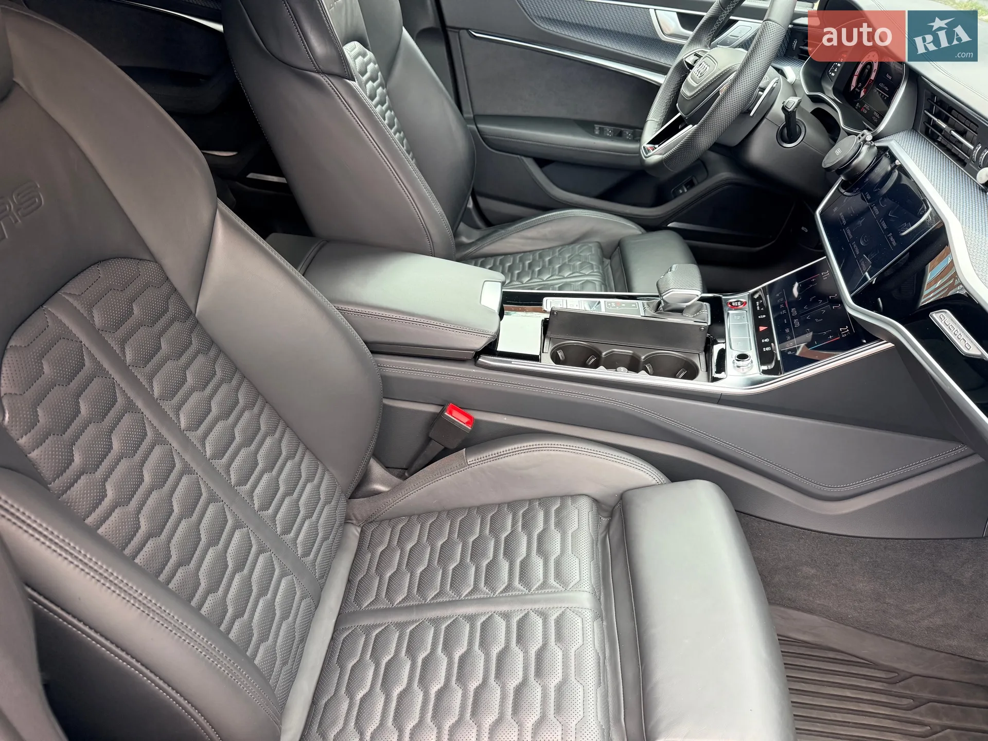 2024 Audi RS6 - мініатюра 27