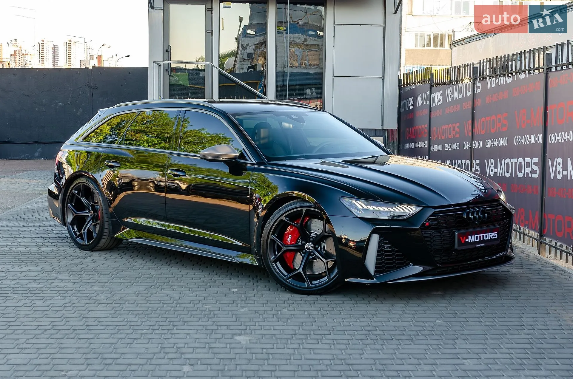 2023 Audi RS6 - фото 1