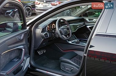 Універсал Audi RS6 2023 в Києві фото 19 Універсал Audi RS6 2023 в Києві