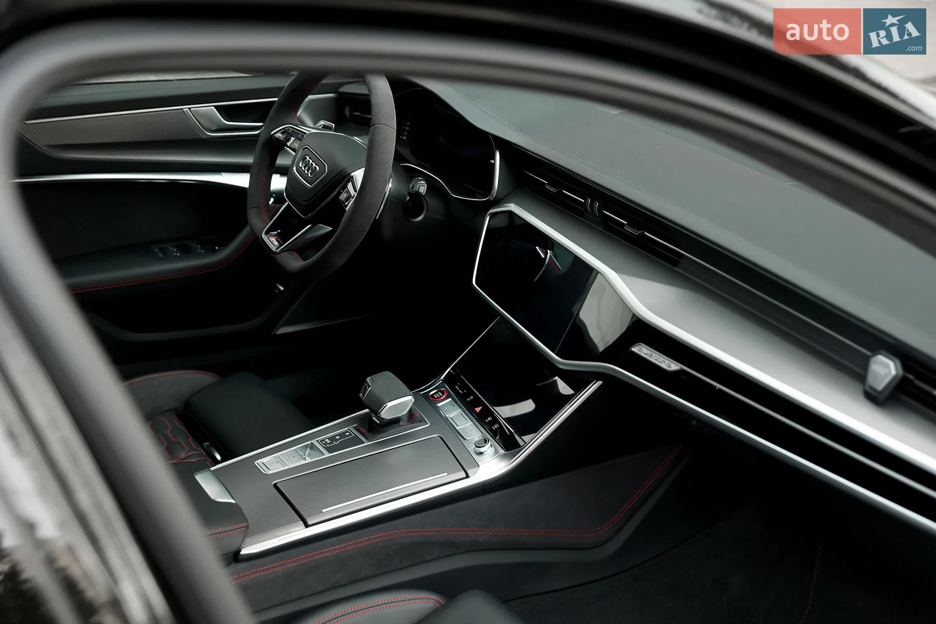 2025 Audi RS6 - мініатюра 29